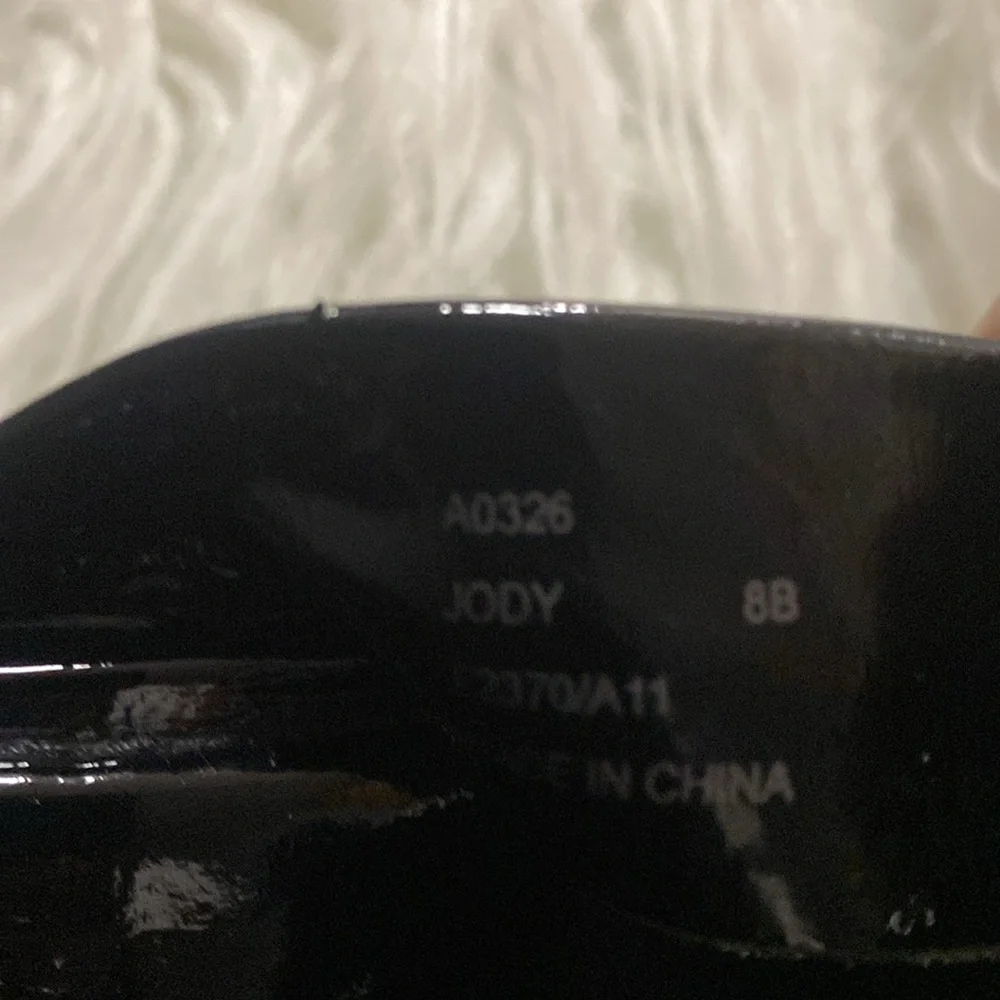 Coach wedge, Sandals Size 8B - Picture 9 of 9